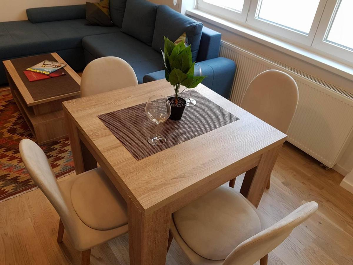 Modern Apartment In The City Center- Best Location Сараево Екстериор снимка