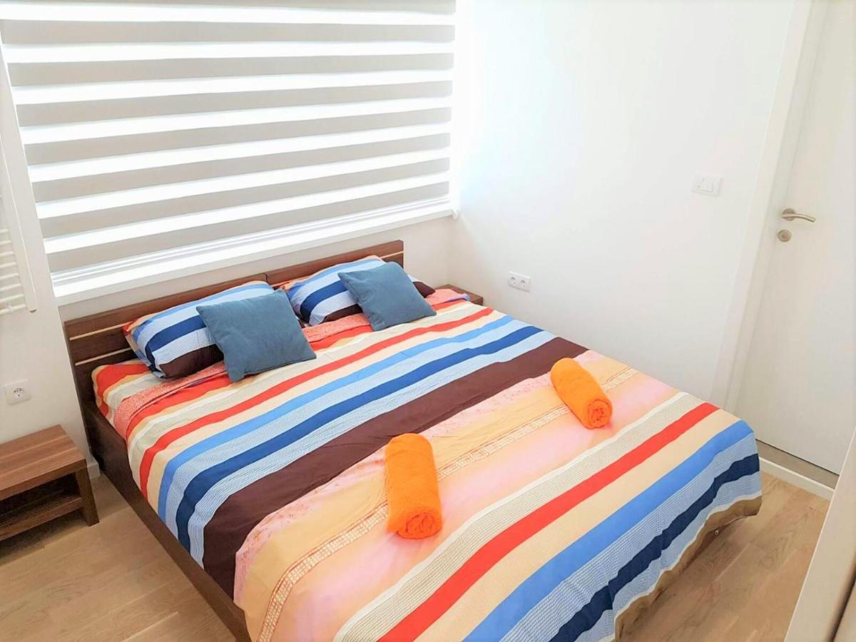 Modern Apartment In The City Center- Best Location Сараево Екстериор снимка