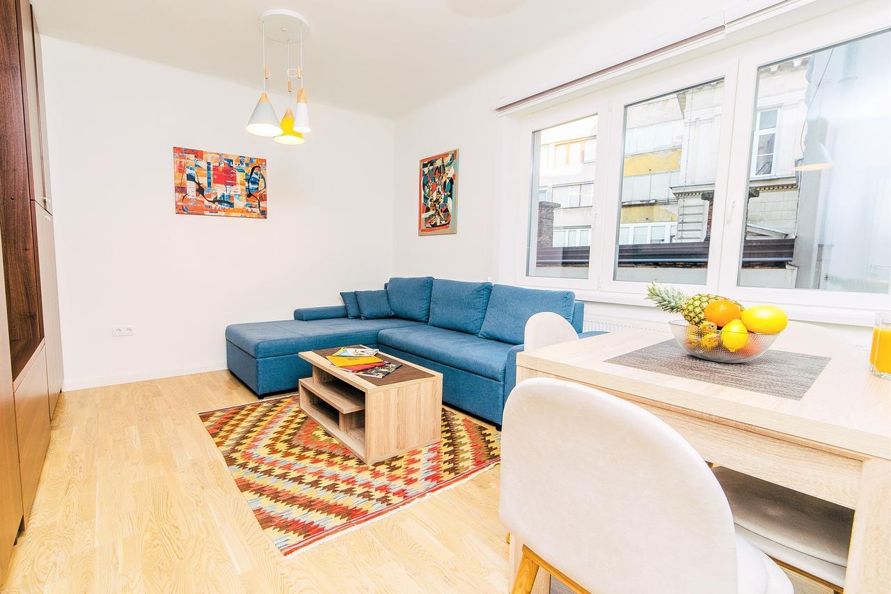 Modern Apartment In The City Center- Best Location Сараево Екстериор снимка