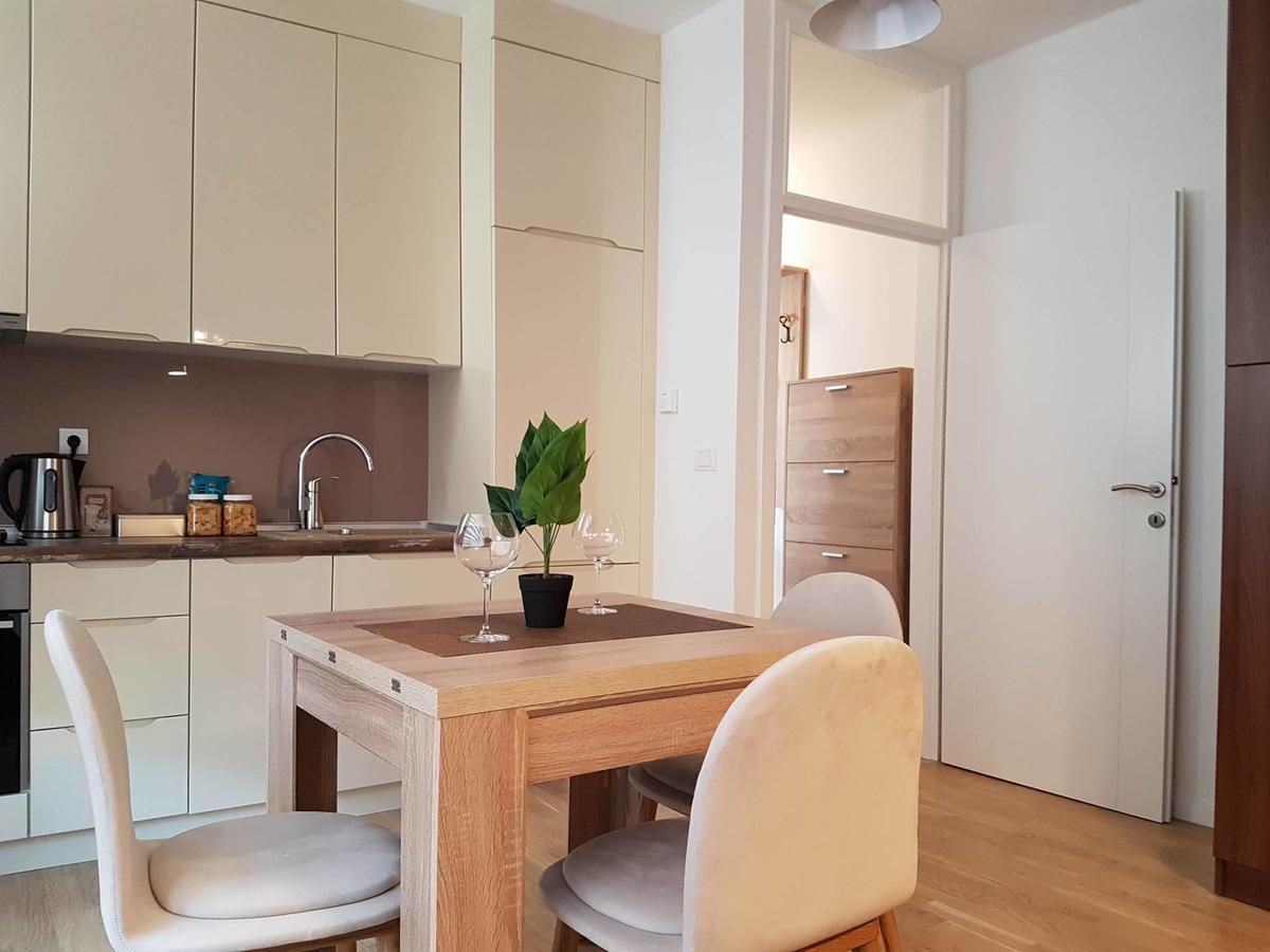 Modern Apartment In The City Center- Best Location Сараево Екстериор снимка